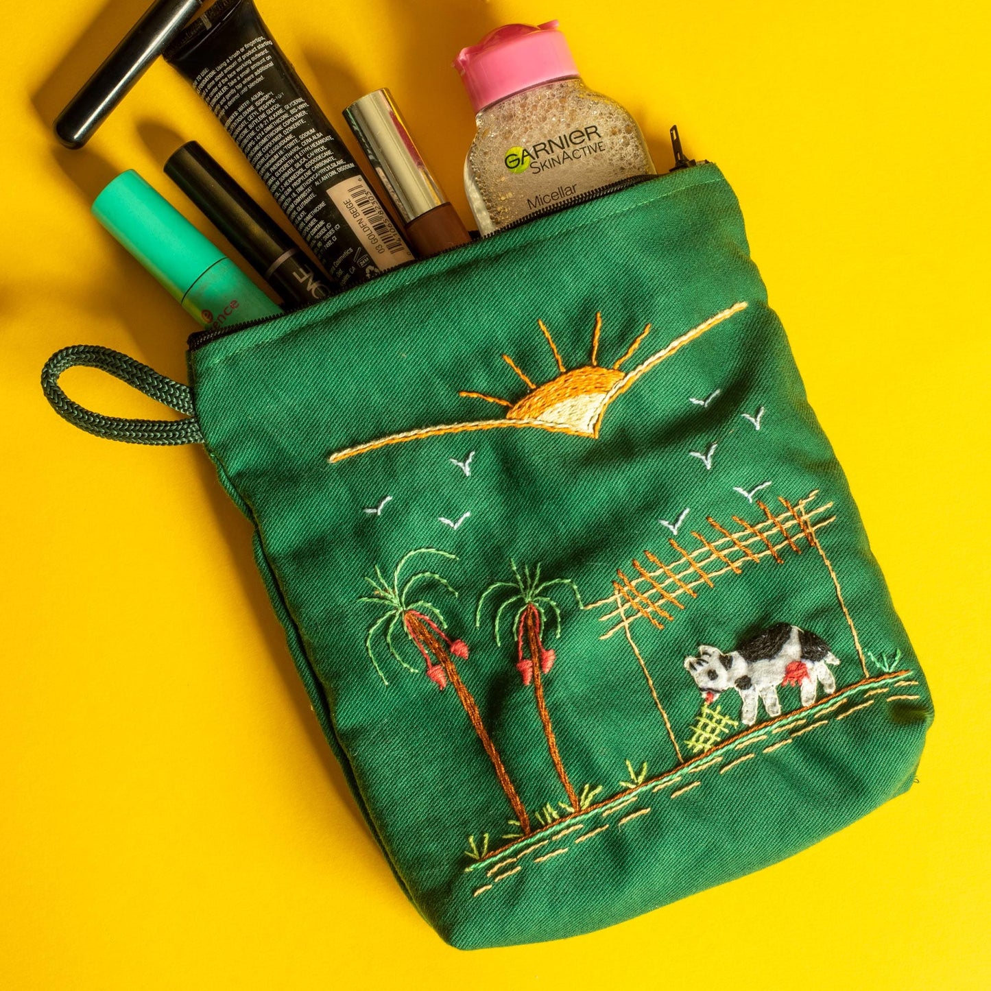 Rural Embroidered Makeup Pouch