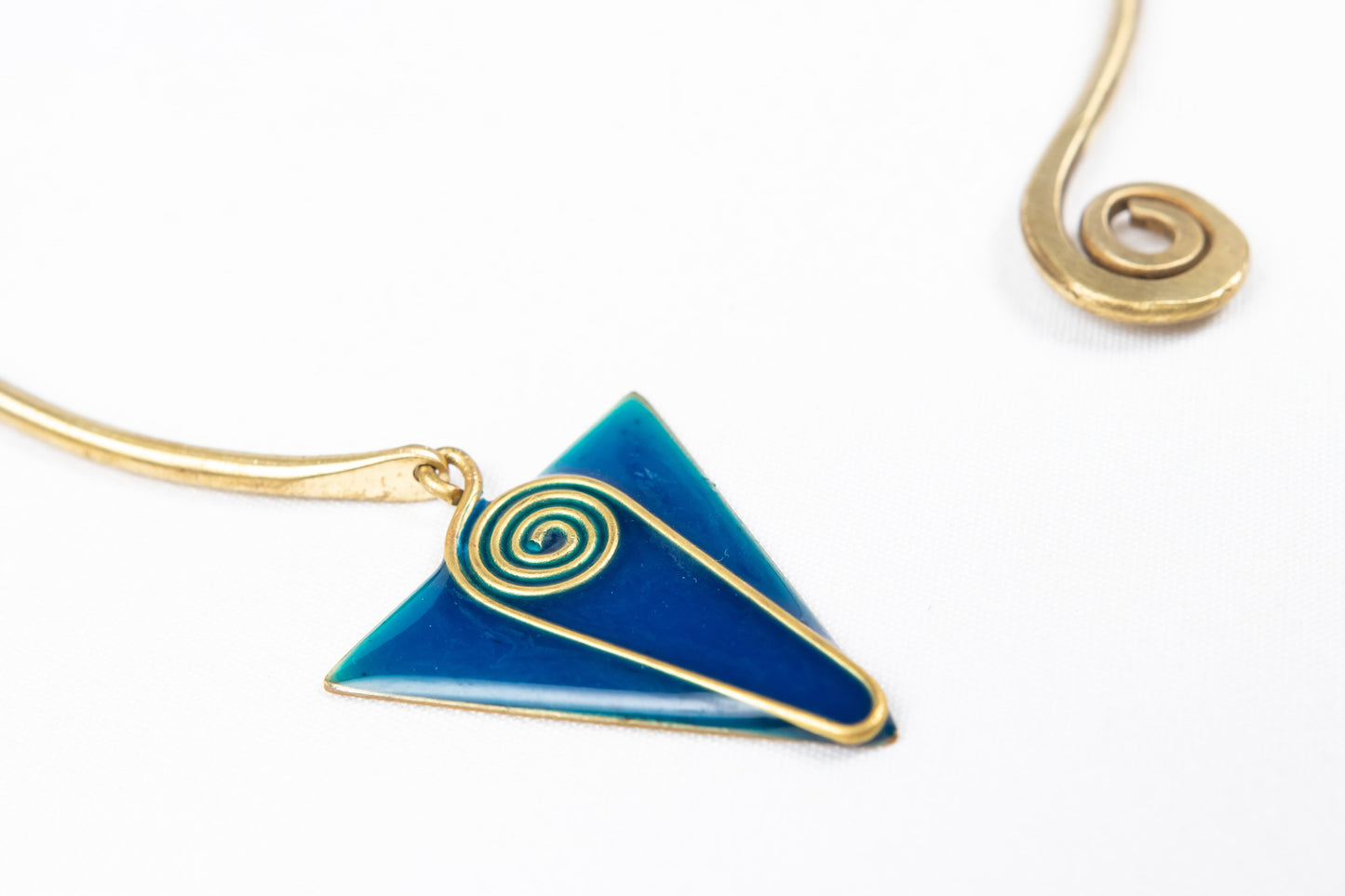 Spiral Triangle Enamel Brass Choker