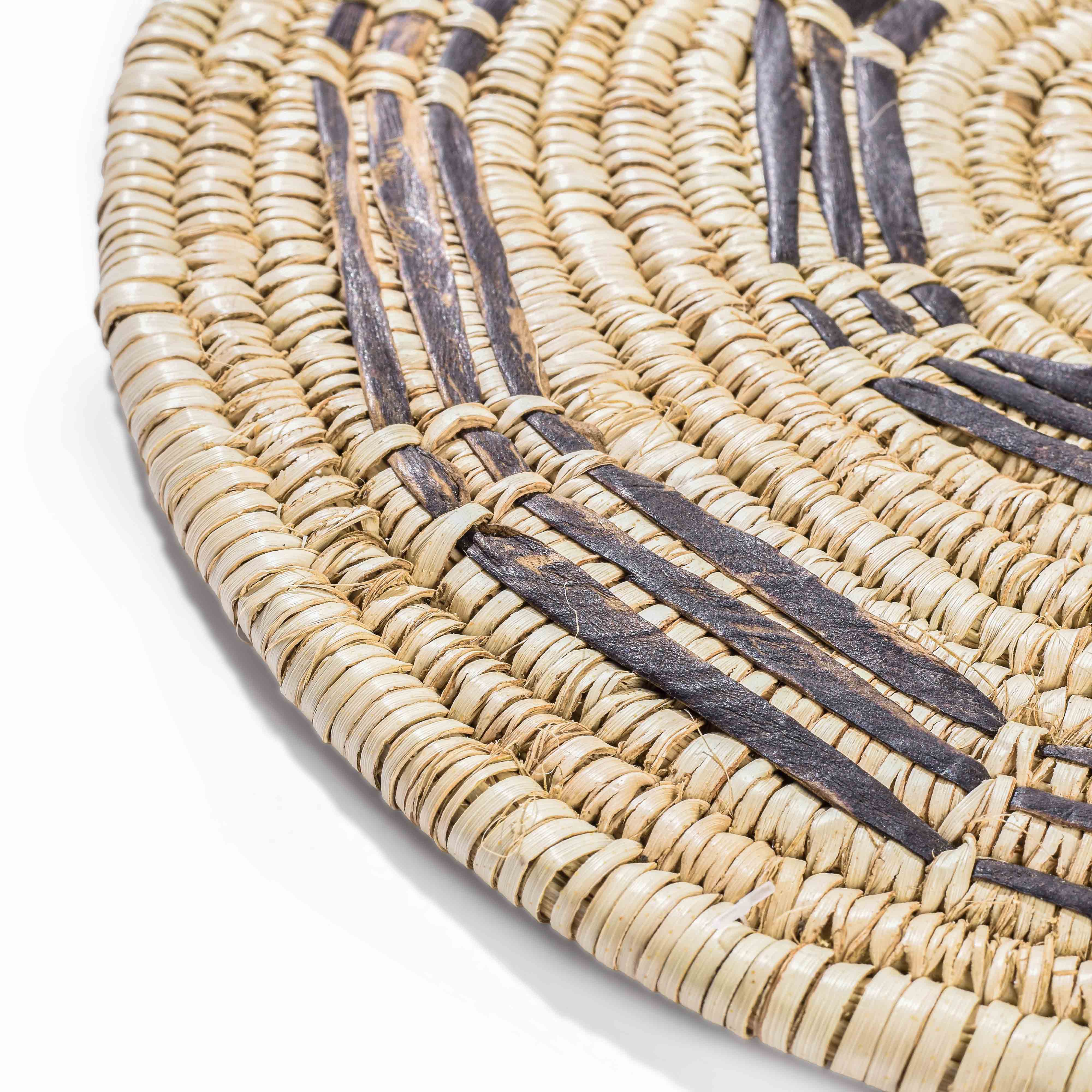 Small Decorative Khoos Plate