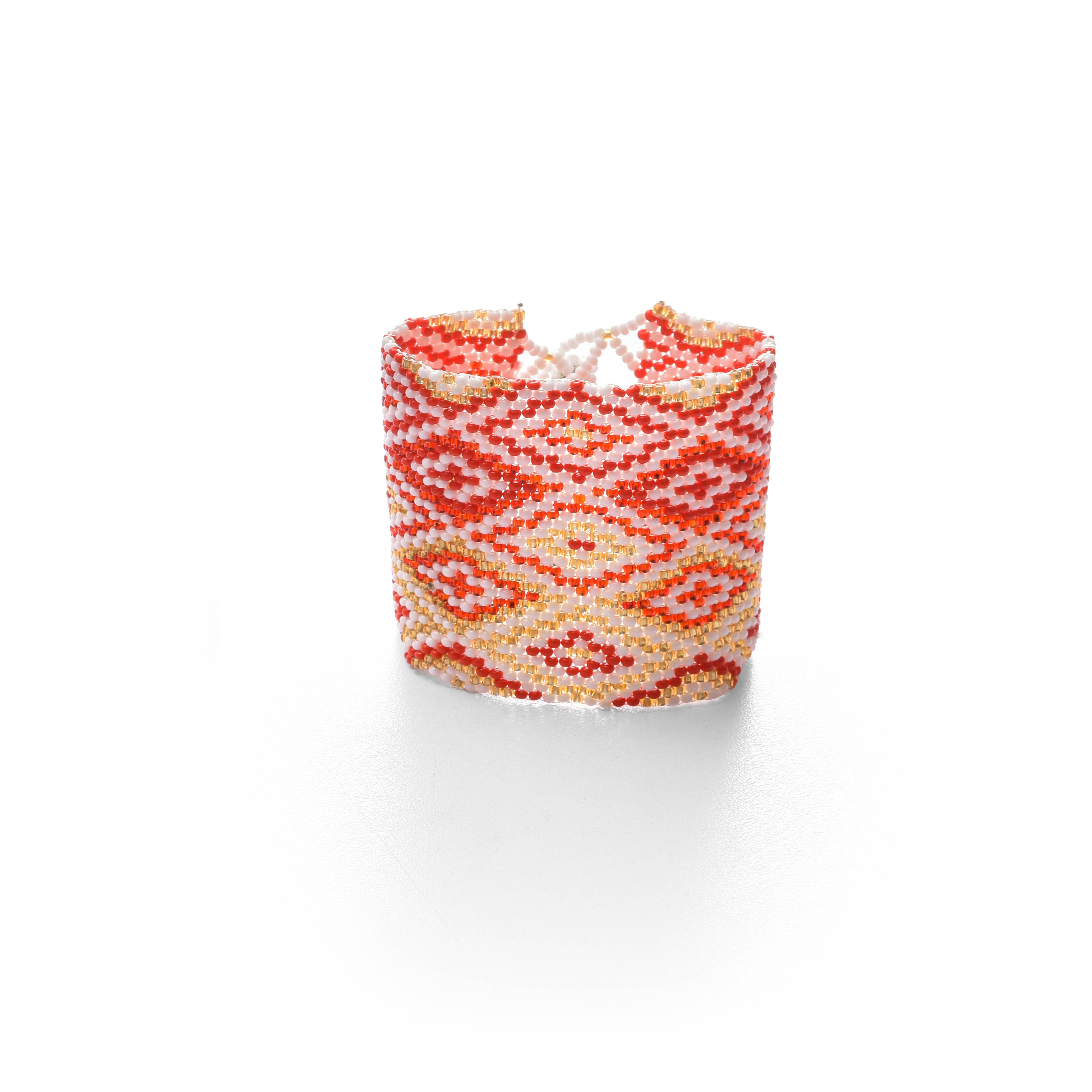 French Loom Diamond Design Bracelet